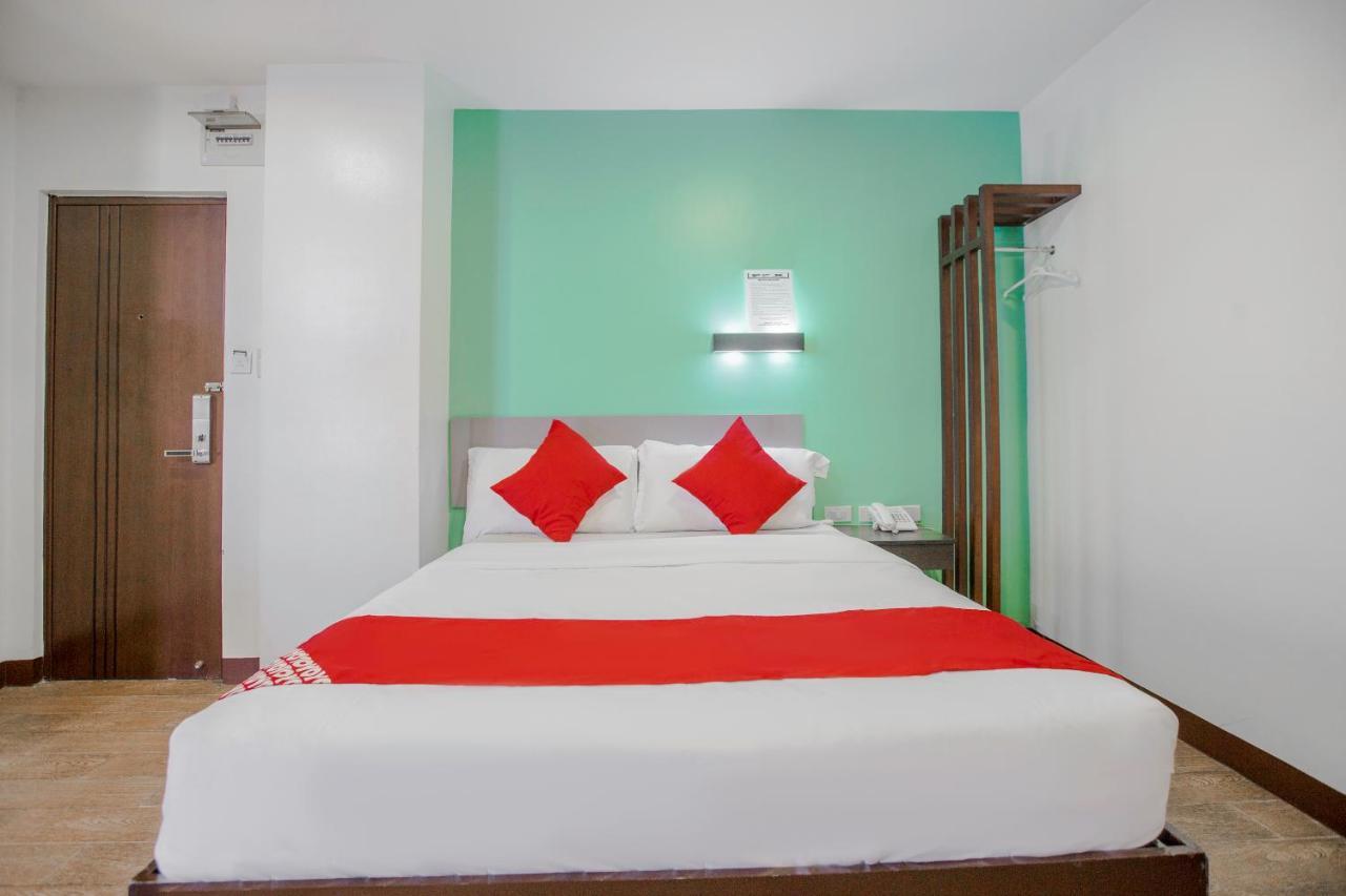 OYO 637 Fox Hotel  Quezon City Exterior foto